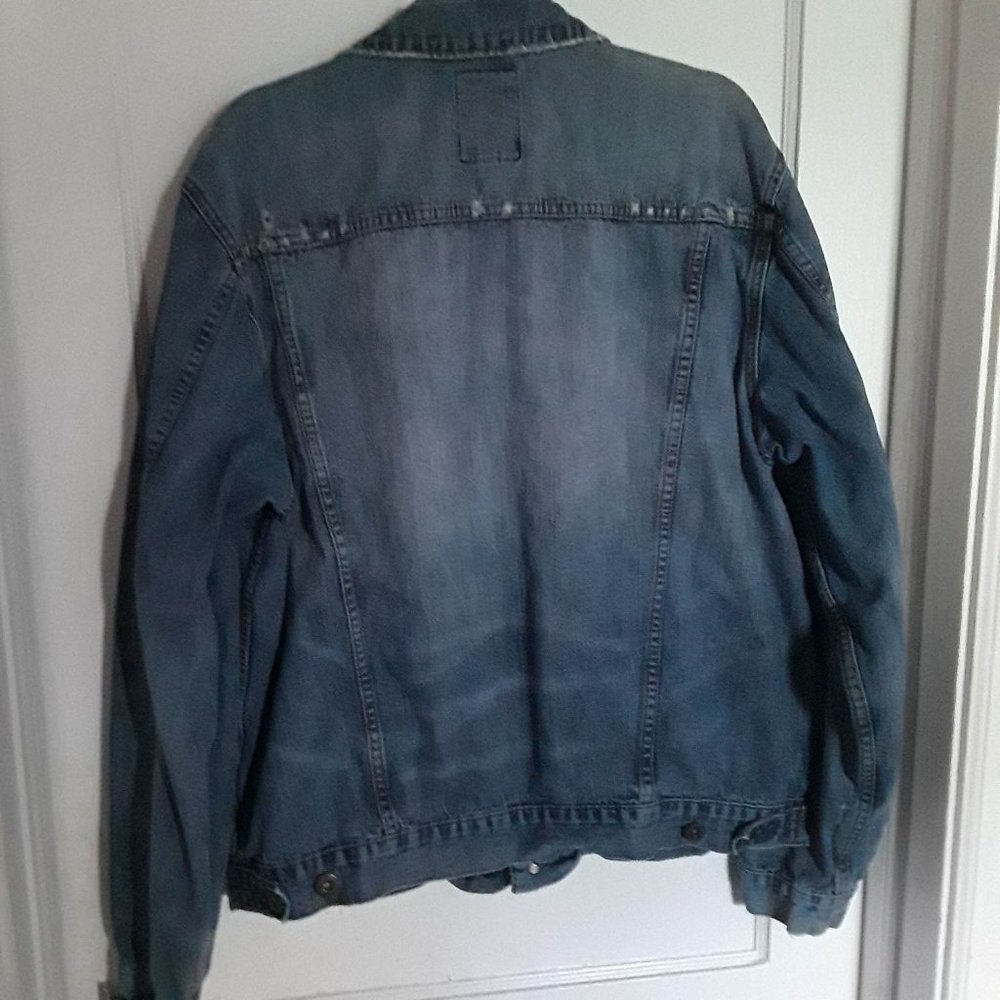 Vintage Men's Red Camel Denim Jacket - SIZE XL - DISTRESSED - Buttons on Right - Picture 3 of 4